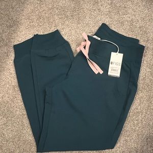 NWT figs joggers